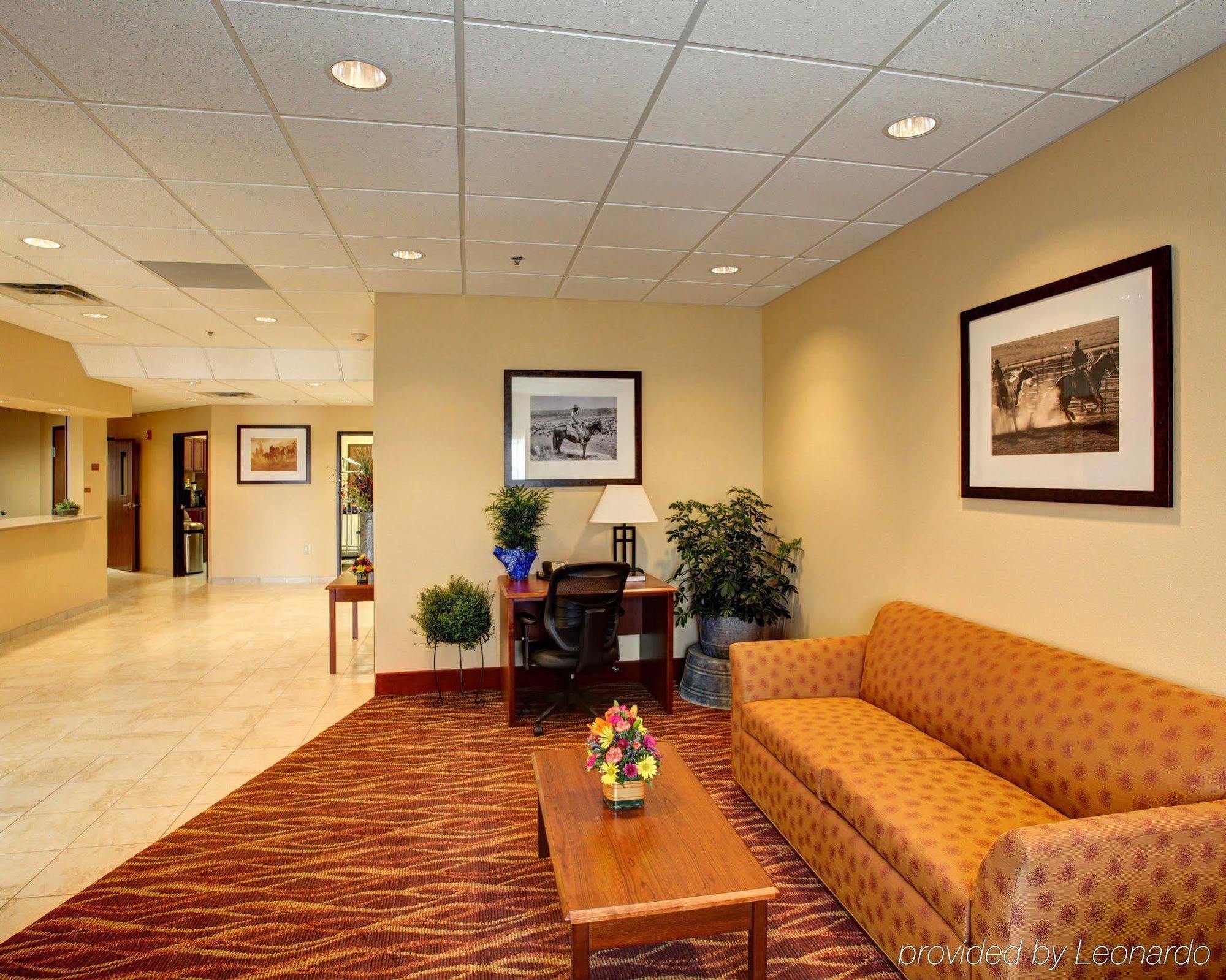 Rodeway Inn & Suites Phillipsburg Exterior photo